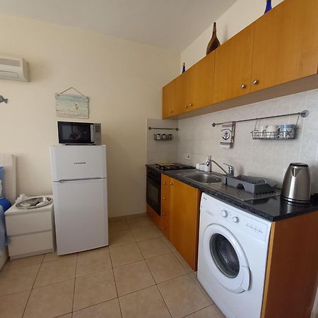 Apartamento Montehugh Lárnaca Exterior foto